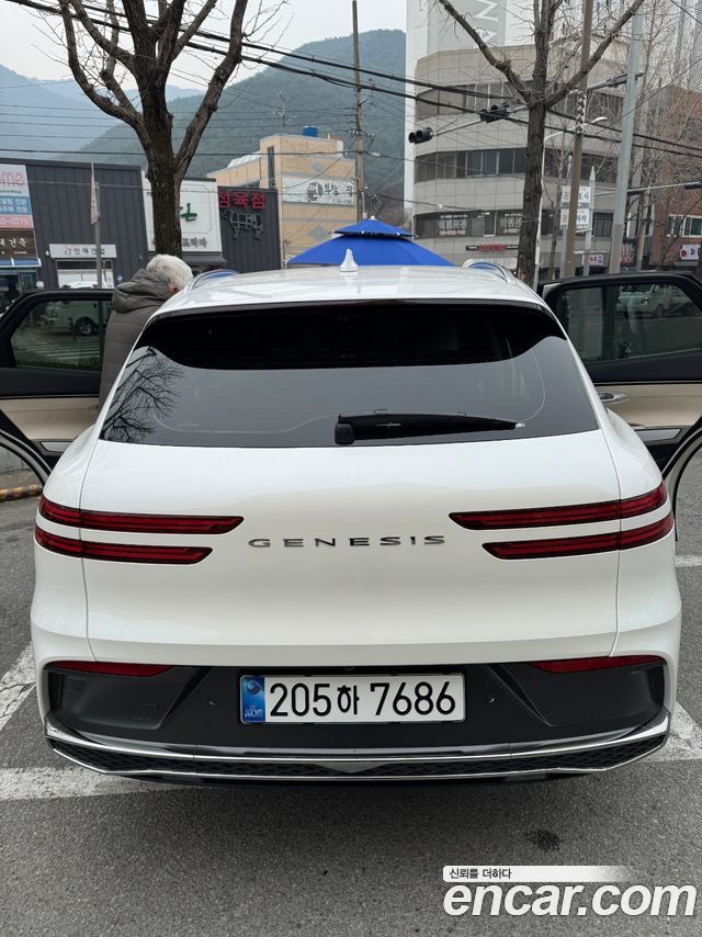 Genesis GV70 из Кореи Encar