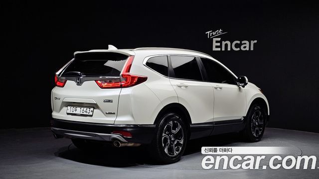 Honda CR-V 1.5 Touring 4WD — пробег 63 727 км