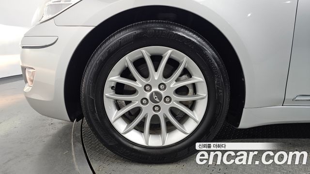 Hyundai Genesis из Кореи Encar