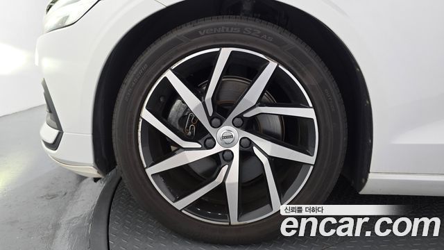 Volvo S60 из Кореи Encar