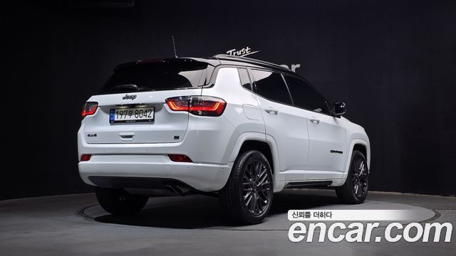 Jeep Compass из Кореи Encar