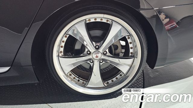 Hyundai Equus из Кореи Encar
