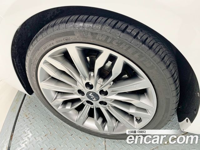 Kia K7 из Кореи Encar