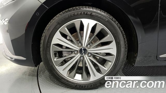 Kia K8 из Кореи Encar