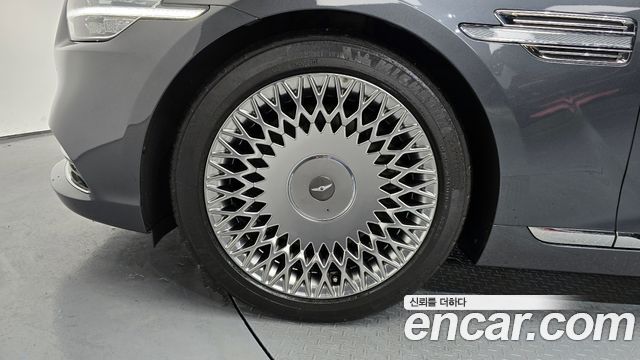 Genesis G90 из Кореи Encar