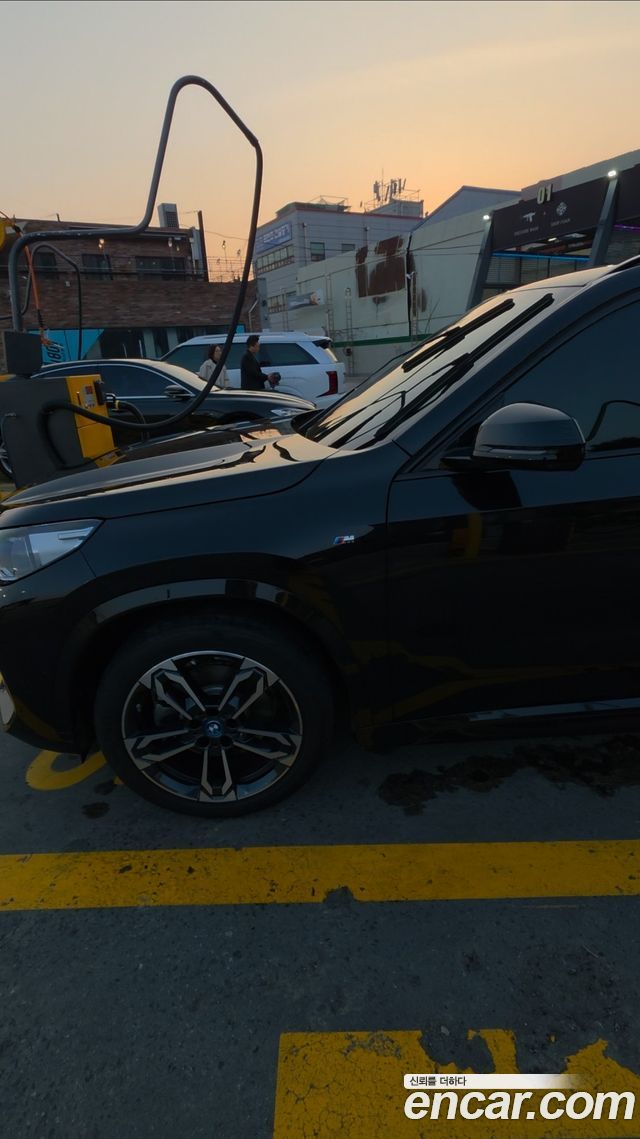 BMW iX1 из Кореи Encar