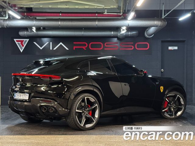 Ferrari Purosangue из Кореи Encar