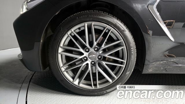 Genesis G70 из Кореи Encar
