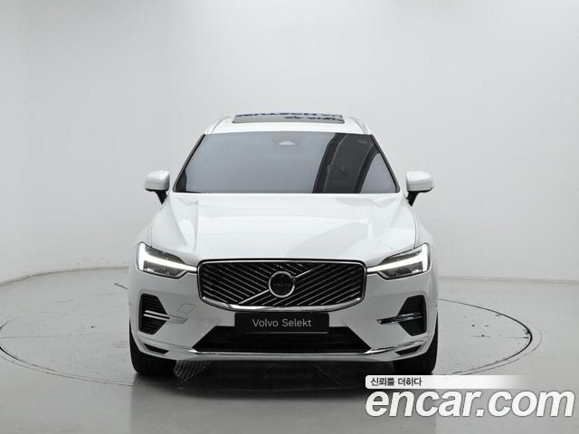 Volvo XC60 T8 Ultra Bright — пробег 4 578 км — фото 3 из 5