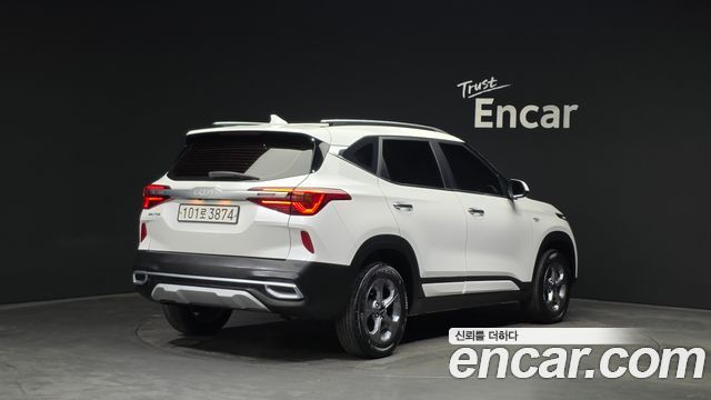 Kia Seltos из Кореи Encar