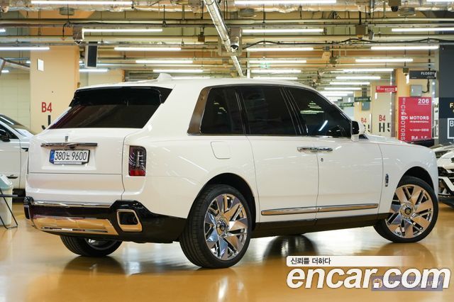 Rolls-Royce Cullinan из Кореи Encar