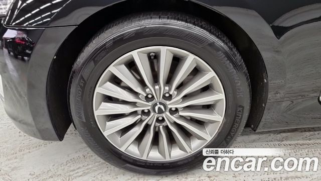 Hyundai Equus из Кореи Encar