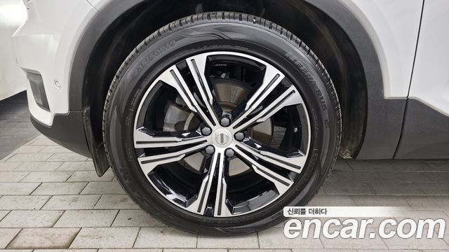 Volvo XC40 из Кореи Encar
