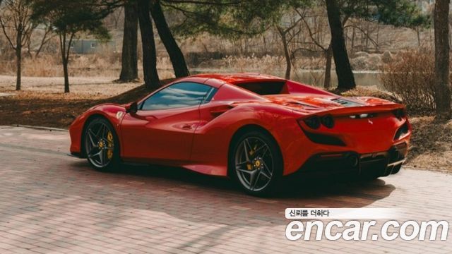 Ferrari F8 из Кореи Encar