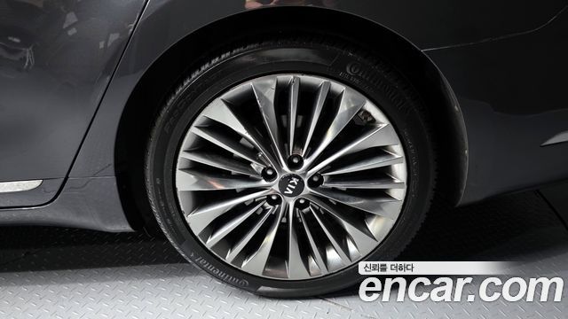 Kia K7 из Кореи Encar