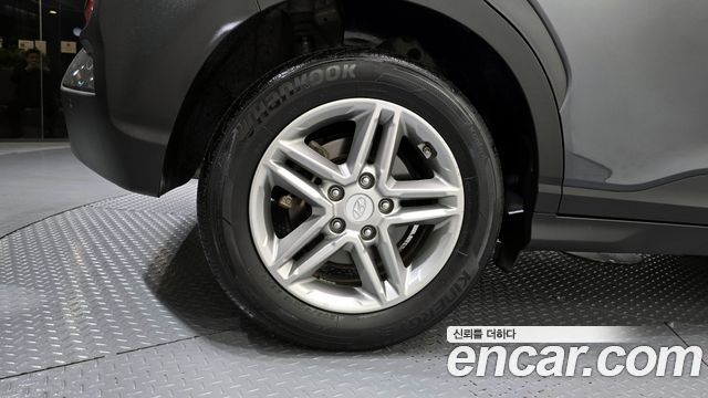Hyundai Kona из Кореи Encar