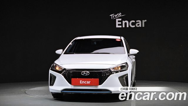 Hyundai Ioniq I Plus — пробег 90 955 км — фото 3 из 5