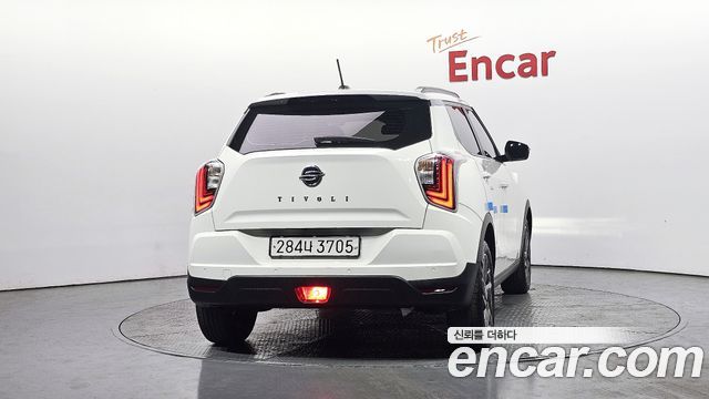 Ssangyong TIBOLI из Кореи Encar