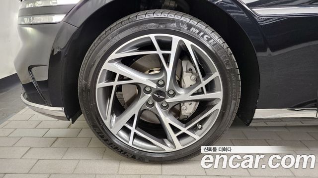 Genesis G90 из Кореи Encar