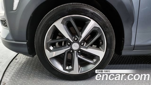 Hyundai Kona из Кореи Encar