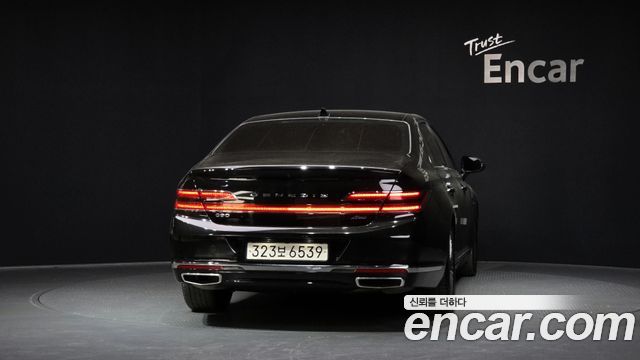 Genesis G90 из Кореи Encar