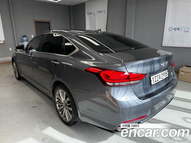 Hyundai Genesis из Кореи Encar