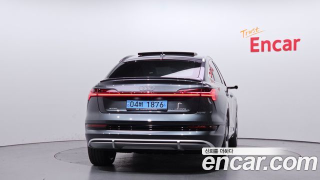 Audi e-tron из Кореи Encar
