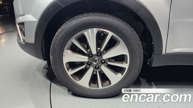 Ssangyong KORANDO из Кореи Encar