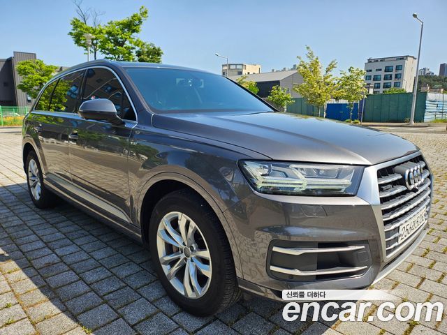 Audi Q7 45 TFSI Quattro — пробег 126 950 км — фото 2 из 5
