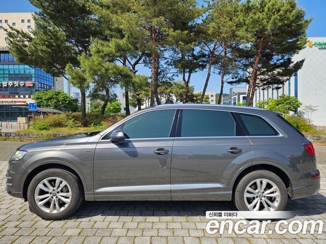 Audi Q7 45 TFSI Quattro — пробег 126 950 км — фото 5 из 5