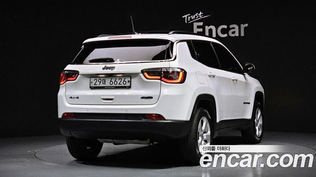 Jeep Compass из Кореи Encar