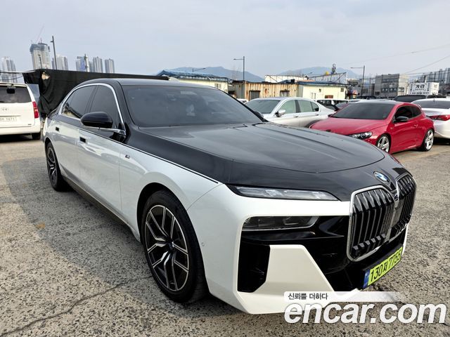 BMW 7-Series 740i sDrive M Sport — пробег 52 066 км — фото 5 из 5