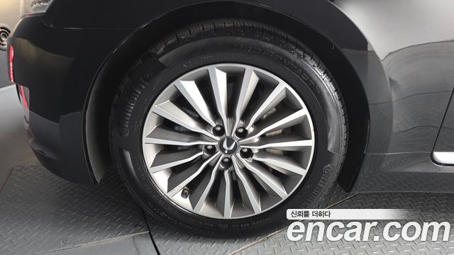 Hyundai Equus из Кореи Encar