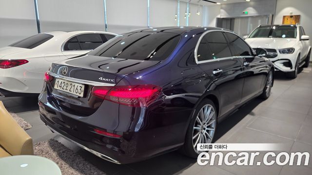Mercedes-Benz E-Class из Кореи Encar