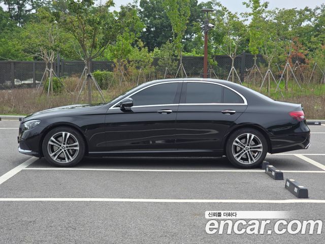 Mercedes-Benz E-Class E350 4MATIC Avantgarde — пробег 118 700 км — фото 2 из 5