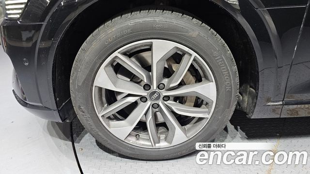 Audi e-tron из Кореи Encar