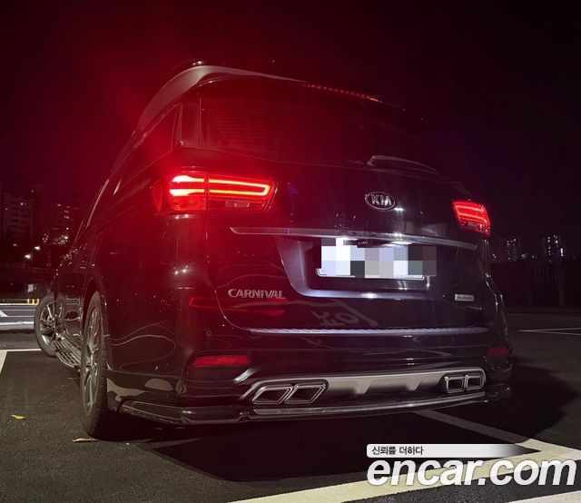 Kia Carnival из Кореи Encar