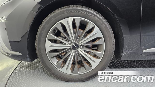 Kia K8 из Кореи Encar
