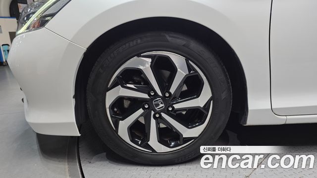 Honda Accord 2.4 9th — пробег 79 885 км