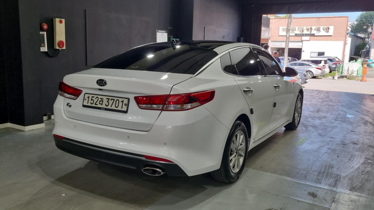 Kia K5 из Кореи Encar