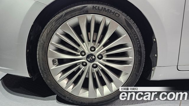 Kia K7 из Кореи Encar
