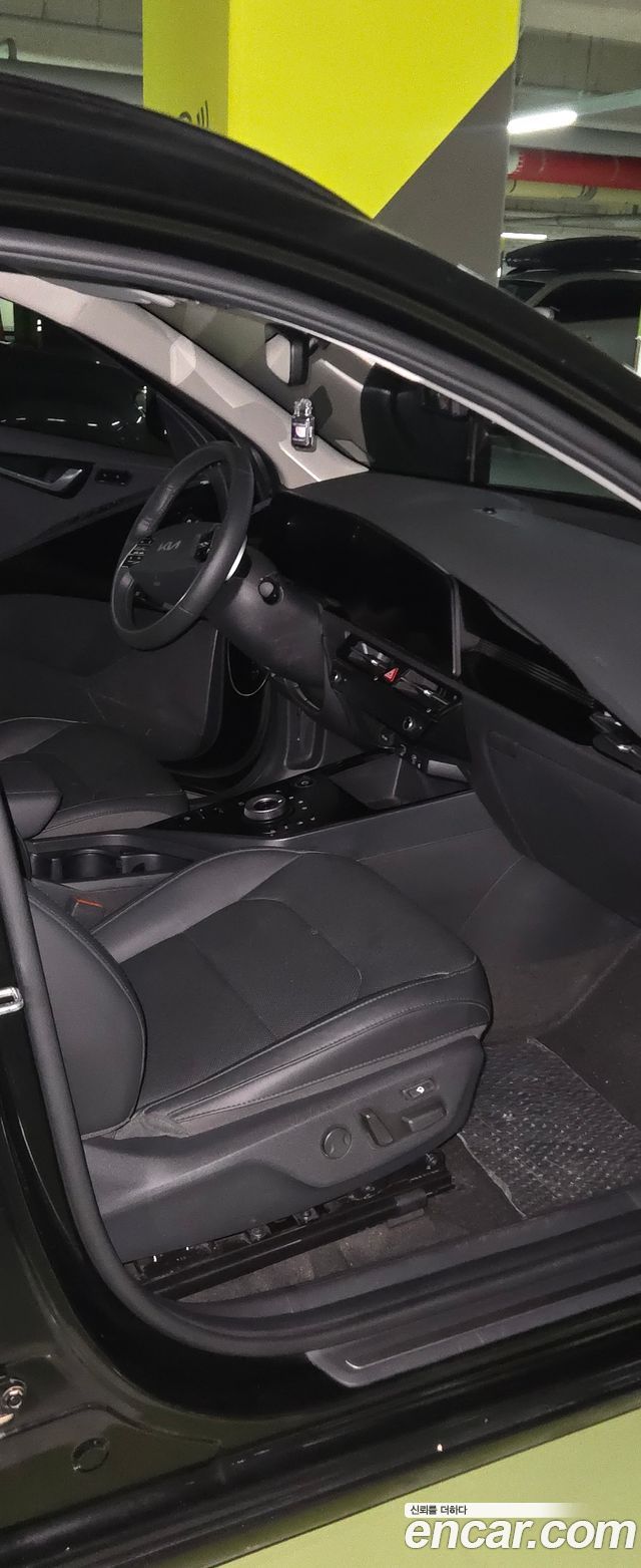 Kia Niro Earth — пробег 96 000 км — фото 5 из 5