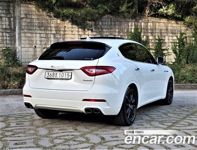 Maserati Levante 3.0 Diesel AWD Luxury — пробег 108 738 км — фото 2 из 5