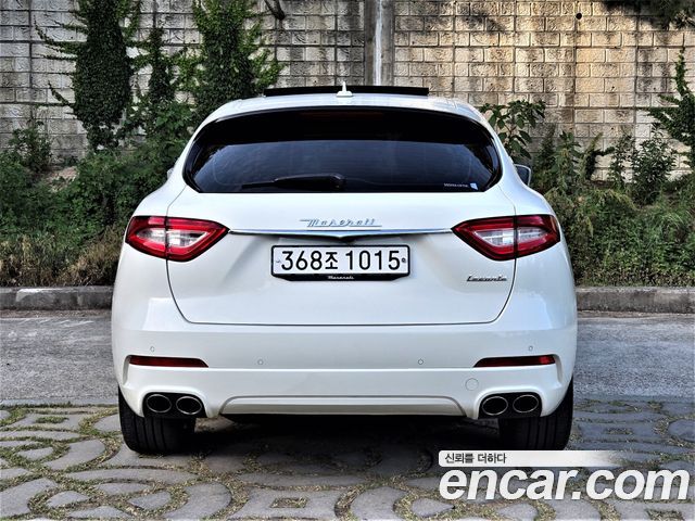 Maserati Levante 3.0 Diesel AWD Luxury — пробег 108 738 км — фото 4 из 5