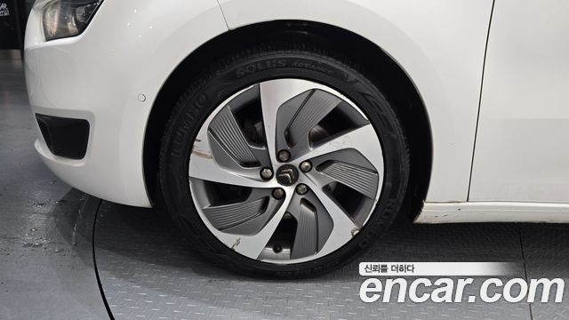 Citroen-DS C4 Picasso из Кореи Encar