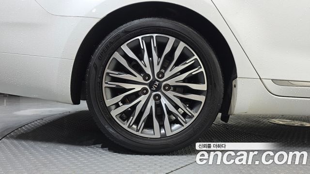 Kia K7 из Кореи Encar