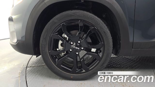 Kia Seltos из Кореи Encar