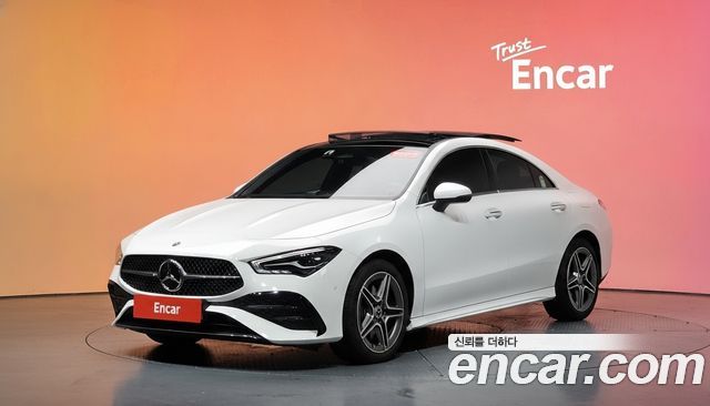 Mercedes-Benz CLA-Class CLA250 4MATIC — пробег 13 995 км — фото 1 из 5