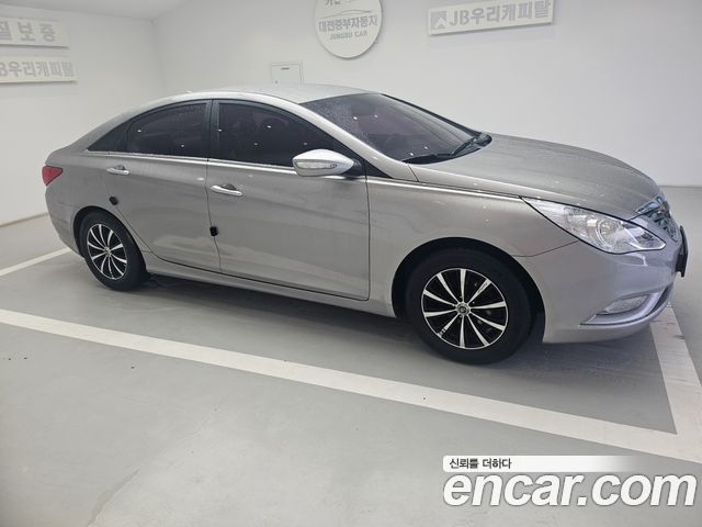 Hyundai Sonata Prime High-Deluxe — пробег 141 424 км — фото 4 из 5