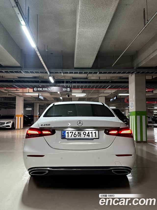 Mercedes-Benz E-Class E250 Avantgarde — пробег 39 000 км — фото 4 из 5